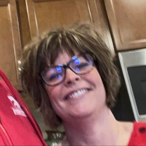 Meet your Posher, Alison